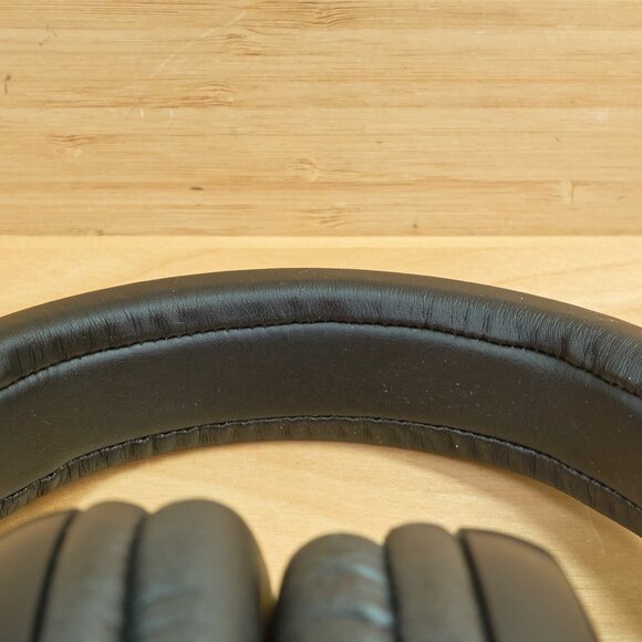 SHURE SRH440A Professional Studio Headphones, Black - Picture 6 of 11